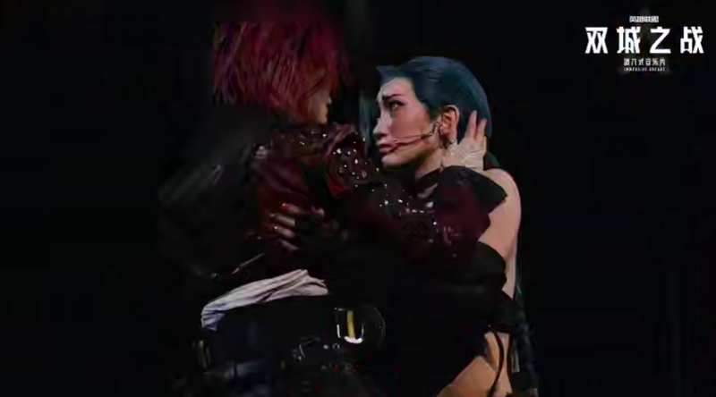 В Китае запустили иммерсивный спектакль по «Аркейну» — можно бегать по отелю и выбирать сюжет